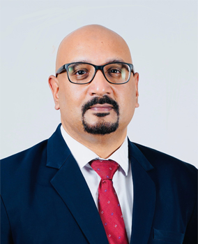 People discussing IT solutions